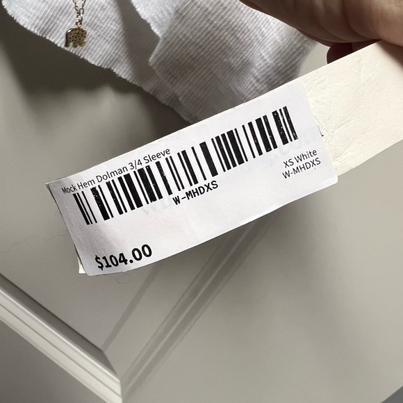 Wilt White Asymmetrical Hem Top - Picture 2 of 2